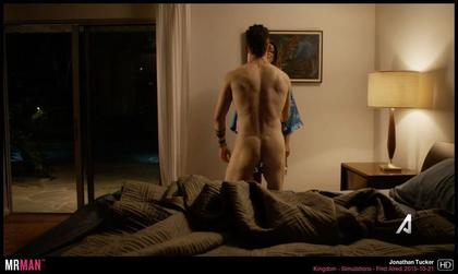 Jonathan Tucker Naked