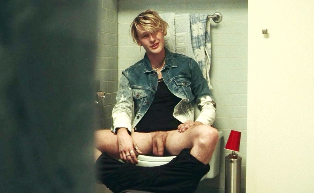Remembering The Incredible Male Nude Scenes And Sex in Euphoria
