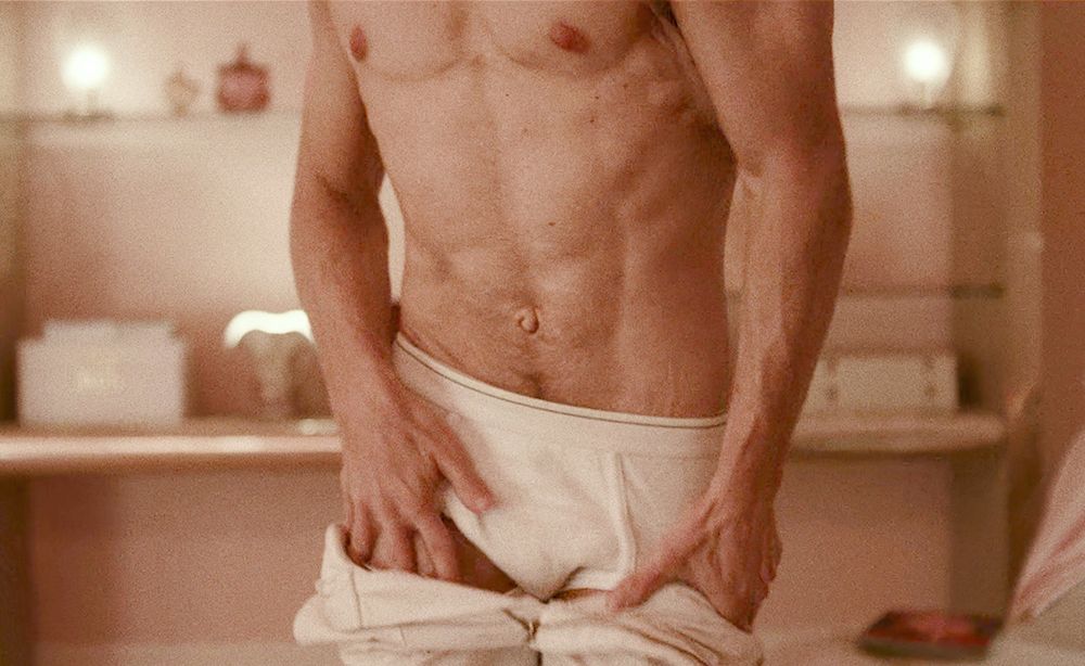 That 'The Shards' Male Nude Scene Is HERE, Plus All Of The Gay Sex
