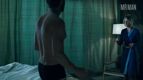 Battle of the Bulge: Michiel Huisman vs. Nikolaj Coster-Waldau 1196