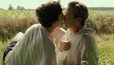 Same-Sex Smooching Gay Gay Gay Kiss 61
