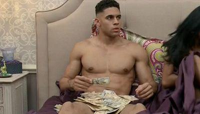 Make It Rain: Nude With Money Fetish Cash Dollar 222
