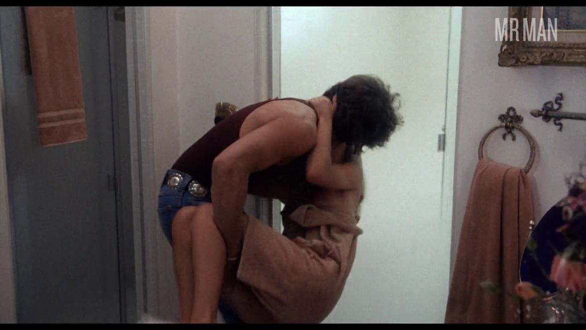 Warren Beatty Nude in Shampoo. Butt, Sexy, Straight. 2182