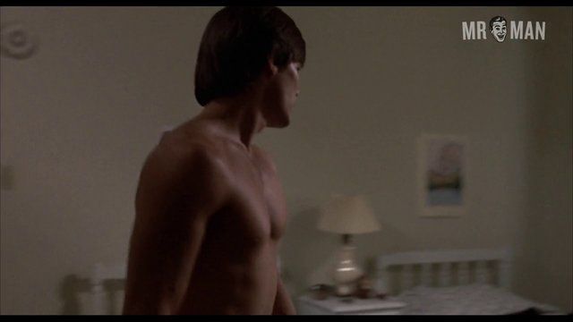 Warren Stacy from 10 to Midnight Naked. Butt, Shirtless, balls, bulge. 11057