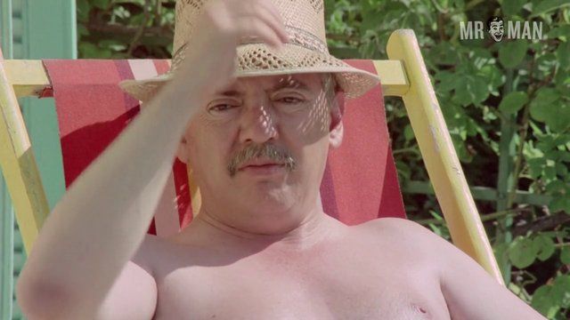 Sexiest Scenes of Al Pereira from Downtown - Die nackten Puppen der Unterwelt. Bathing Suit, Sexy, Shirtless, bulge. 13721