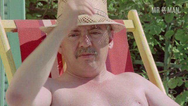 Sexiest Scenes of Al Pereira from Downtown - Die nackten Puppen der Unterwelt. Bathing Suit, Sexy, Shirtless, bulge. 13721