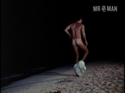 Andrés García Nude in Tintorera. Butt, Shirtless, balls, bathing suit. 8104