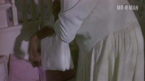 Cuba Gooding Jr. Naked as Tré Styles. Butt, Sexy, Shirtless, Straight, Underwear. 7779