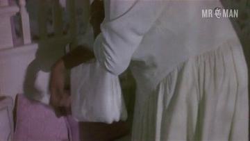 Cuba Gooding Jr. in Boyz n the Hood (1991) Butt Sexy Shirtless Straight Underwear Butt Sexy 7779