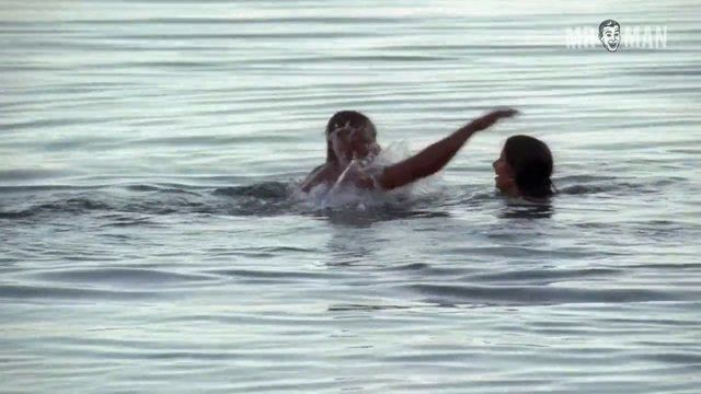 Cuba Gooding Jr. Naked as Jerry Robinson. Butt, Sexy, Shirtless, bathing suit, bulge. 13119