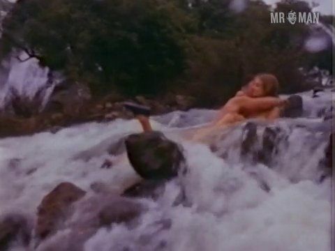 Rick Rossovich Nude as Gravis. Butt, Sexy, Shirtless, Straight, bathing suit. 7040