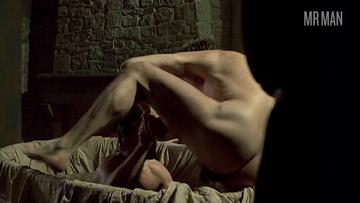 Hottest  Scenes. 10965