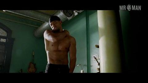 Will Smith Naked as Del Spooner. Butt, Shirtless, Underwear, sexy. 771