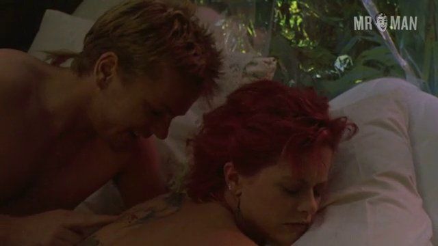 Kiefer Sutherland Naked in Promised Land. Butt, Sexy, Shirtless, Straight. 2989