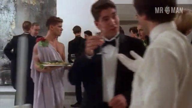 Michael Welker Nude in Drop Dead Fred. Butt, Sexy, Shirtless. 5584