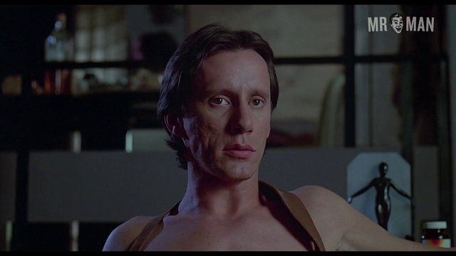Sexiest Scenes of Max Renn from Videodrome. Shirtless, butt, sexy. 14375