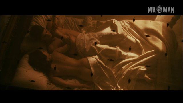 Bucky Bleichert from The Black Dahlia Naked. Butt, Sexy, Shirtless. 4781