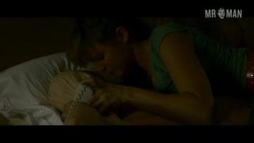 Sexiest Scenes of Frankie Ballenbacher from Alpha Dog. Shirtless, Straight, sexy. 287