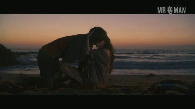 Ashton Kutcher Naked as Nikki. Shirtless, Straight, Butt, bathing suit, sexy. 183
