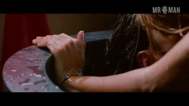 Aaron Taylor-Johnson Nude in Savages. Butt, Shirtless, sexy. 3160