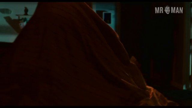 Seth Rogen Nude in Knocked Up. Butt, Shirtless, Straight. 994