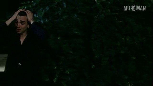 Hottest Jason Segel Scene in Knocked Up. Shirtless, balls, butt. 998