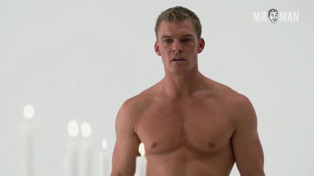 Sexiest Scenes of Thad Castle from Blue Mountain State. Sexy, Shirtless, butt, straight. 14843