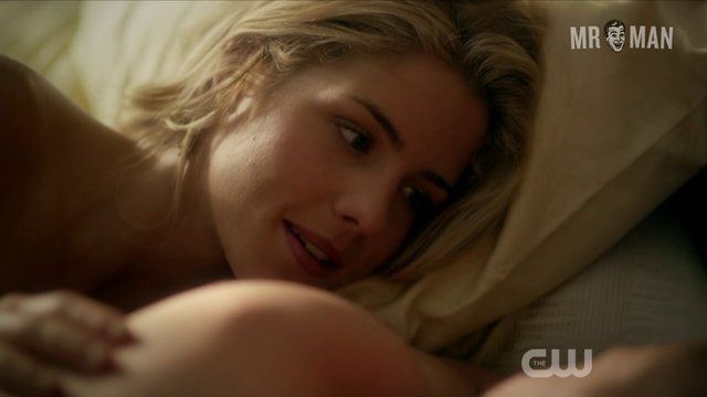 Hottest Oliver Queen / Green Arrow Scenes. Sexy, Shirtless, Straight, underwear. 11445