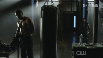 Sexiest David Ramsey Scene in Arrow. Shirtless, sexy. 16879