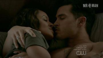Michael Malarkey in The Vampire Diaries (2009-2016) Shirtless Straight Sexy Shirtless 17479