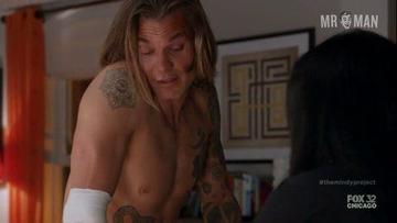 Timothy Olyphant in The Mindy Project (2012-2017) Shirtless Shirtless 3300