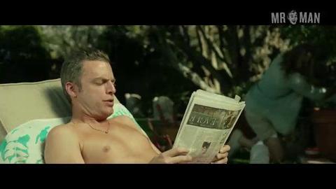 Justin Kirk Nude as Bennet. Balls, Bathing Suit, Sexy, Shirtless, bulge. 2630