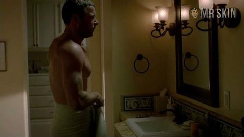 Liev Schreiber Nude as Ray Donovan. Butt, Sexy, Shirtless, straight. 2402