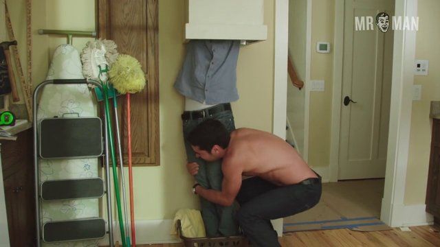 Reid Ewing Naked in 10 Rules for Sleeping Around. Butt, Butthole, Shirtless, Bulge, Sexy, Straight, balls, underwear. 3457