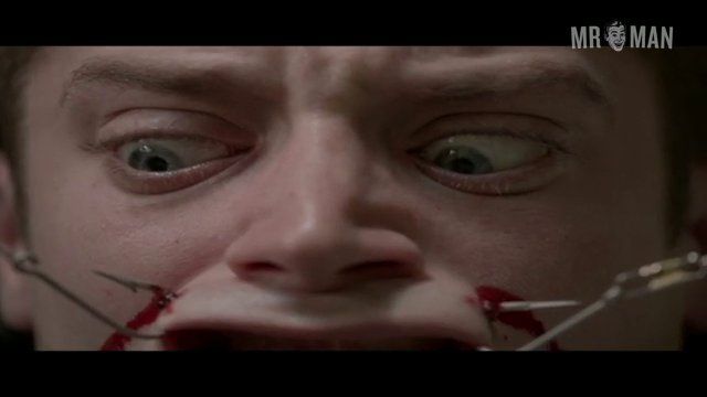 Hottest Elijah Wood Scene in Pawn Shop Chronicles. Shirtless. 2534