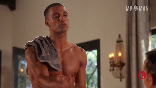 Sexiest Scenes of Jesse Morgan from Devious Maids. Sexy, Shirtless, straight. 14867