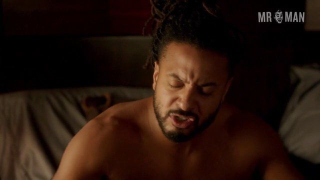 Sexiest Brandon Jay McLaren Scene in Graceland. Shirtless, Underwear, sexy. 10819