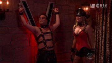 Johnny Galecki in The Big Bang Theory (2007-2018) Bulge Sexy Shirtless Bulge Sexy 16885