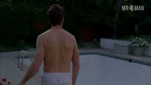 Sexiest Leland Orser Scene in Morning. Shirtless, Underwear, butt, straight. 3049