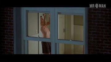 Freddie Prinze Jr. in Head Over Heels (2001) Sexy Shirtless Sexy Shirtless 3261