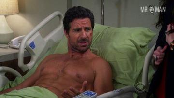 Ed Quinn in 2 Broke Girls (2011-2017) Shirtless Sexy Shirtless 18133