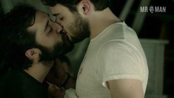 Tanner Cohen, Frankie J. Alvarez, O.T. Fagbenle in Looking (2014-2015) Gay Shirtless Balls Bulge 3966