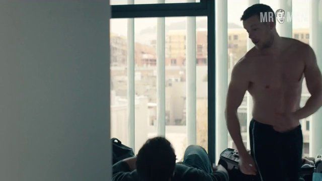 Russell Tovey Naked in Looking. Gay, Sexy, Butt, Shirtless, bulge, underwear. 8809