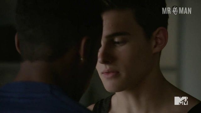 Hottest Michael Johnston Scene in Teen Wolf. Gay, Sexy, Shirtless. 12590