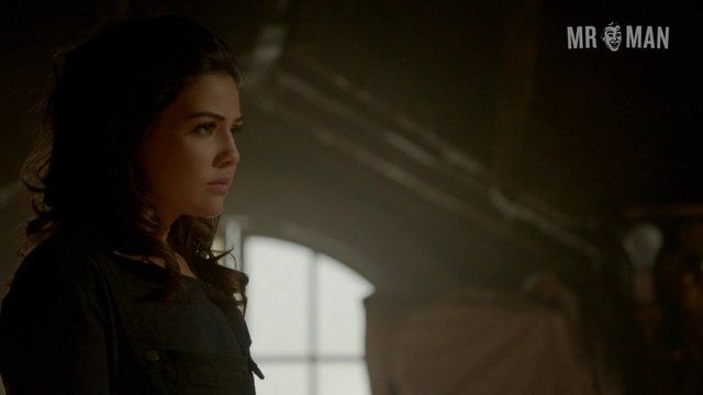 Sexiest Nathaniel Buzolic Scene in The Originals. Shirtless, sexy, underwear. 13273
