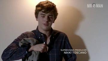 Freddie Highmore in Bates Motel (2013-2017) Shirtless Bathing Suit Shirtless 4882