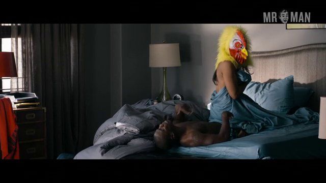 Sexiest Kevin Hart Scene in About Last Night. Sexy, Shirtless, Straight. 5233
