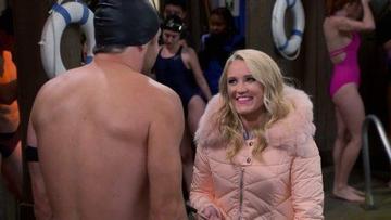 Jonathan Sadowski in Young & Hungry (2014-2018) Bathing Suit Bulge Shirtless Bathing Suit Bulge 25042