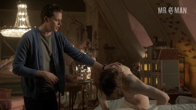 Sexiest Peter Rumancek Scenes. Sexy, Shirtless, butt, straight. 14482