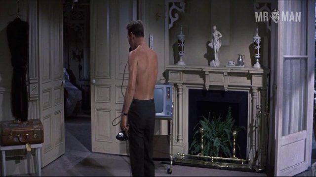 Sexiest Paul Newman Scene in Sweet Bird of Youth. Sexy, Shirtless, bathing suit. 6775